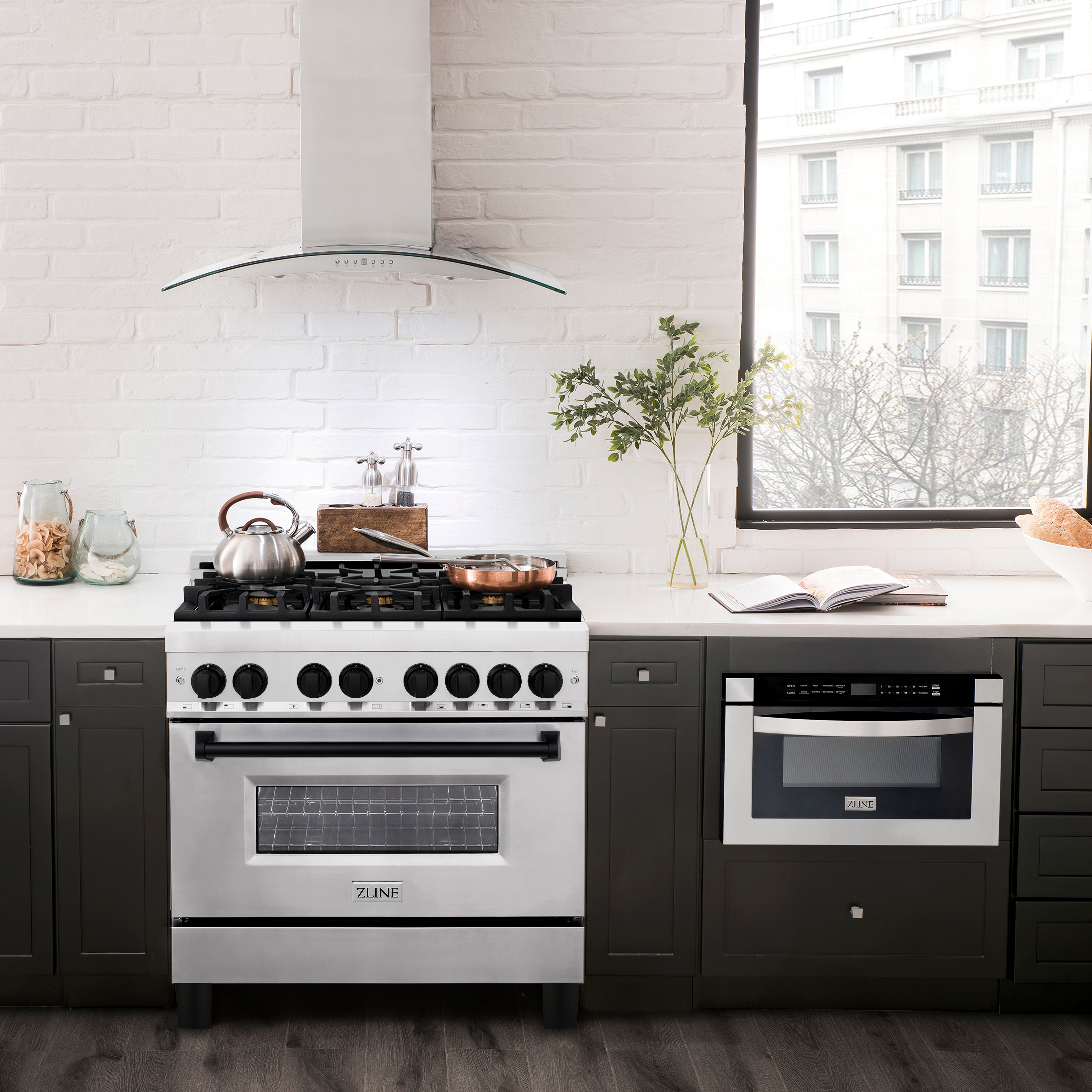 ZLINE Autograph Edition 36 in. 4.6 cu. ft. Legacy Dual Fuel Range with 6 Burner Gas Cooktop and Electric Convection Oven in Stainless Steel and Matte Black Accents (RAZ-36-MB)