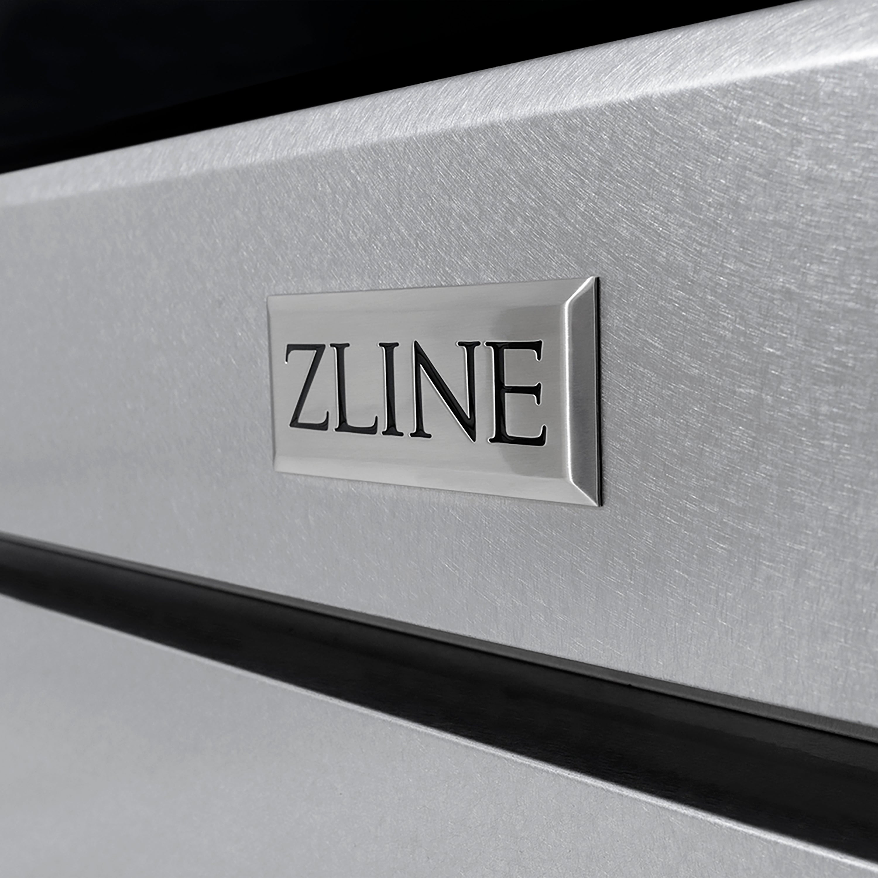 ZLINE Autograph Edition 48 in. 6.7 cu. ft. Paramount Gas Range with 8 Burner DuoPro™ Cooktop and Dual Ovens with White Matte Doors and Matte Black Accents (PSGRZ-WM-48-MB)