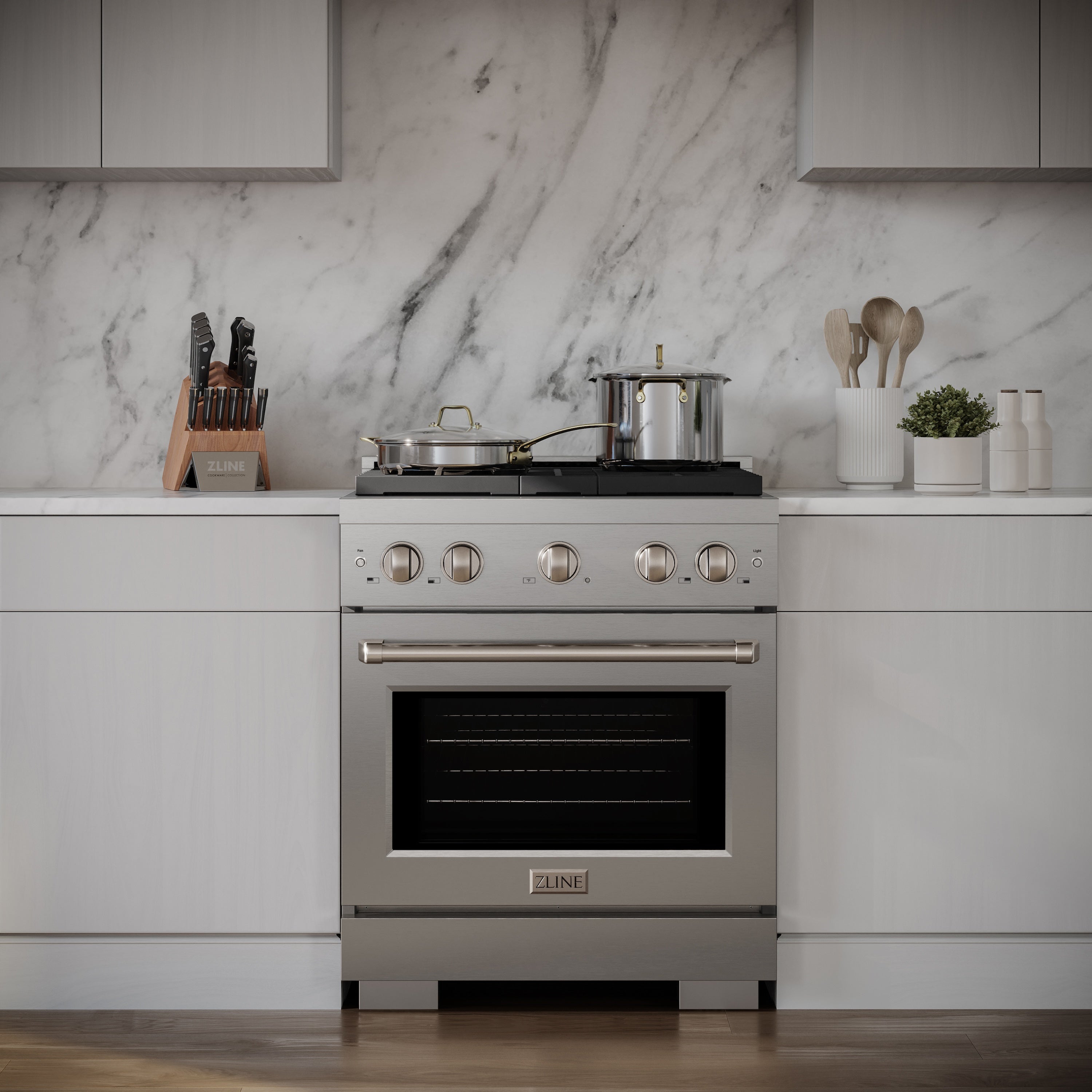 ZLINE 30 in. 4.2 cu. ft. Paramount Dual Fuel Range with 4 Burner Gas Cooktop and Electric Convection Oven in Stainless Steel with Black Matte Door (SDR-BLM-30)