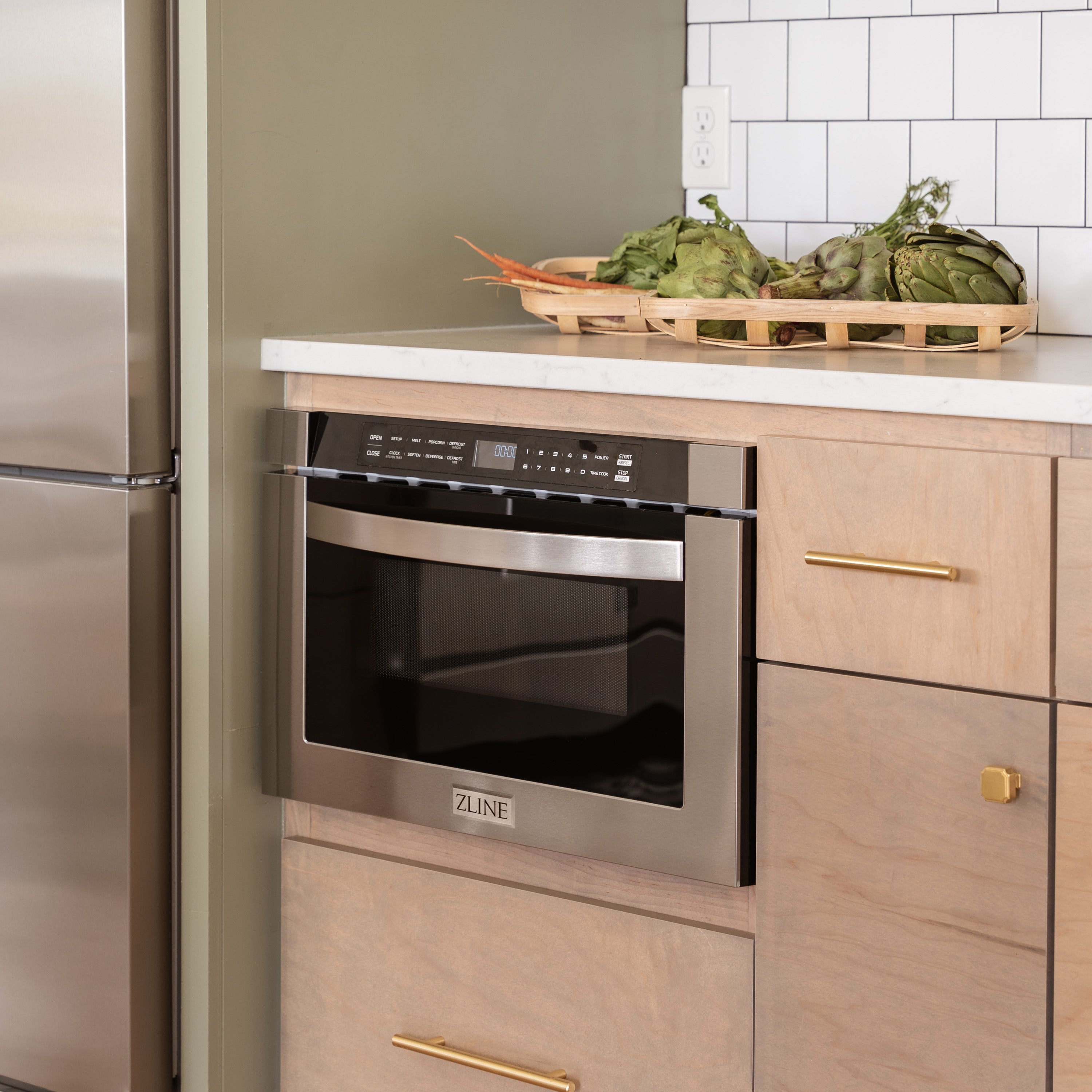 ZLINE 24" 1.2 cu. ft. Built-in Microwave Drawer in Stainless Steel