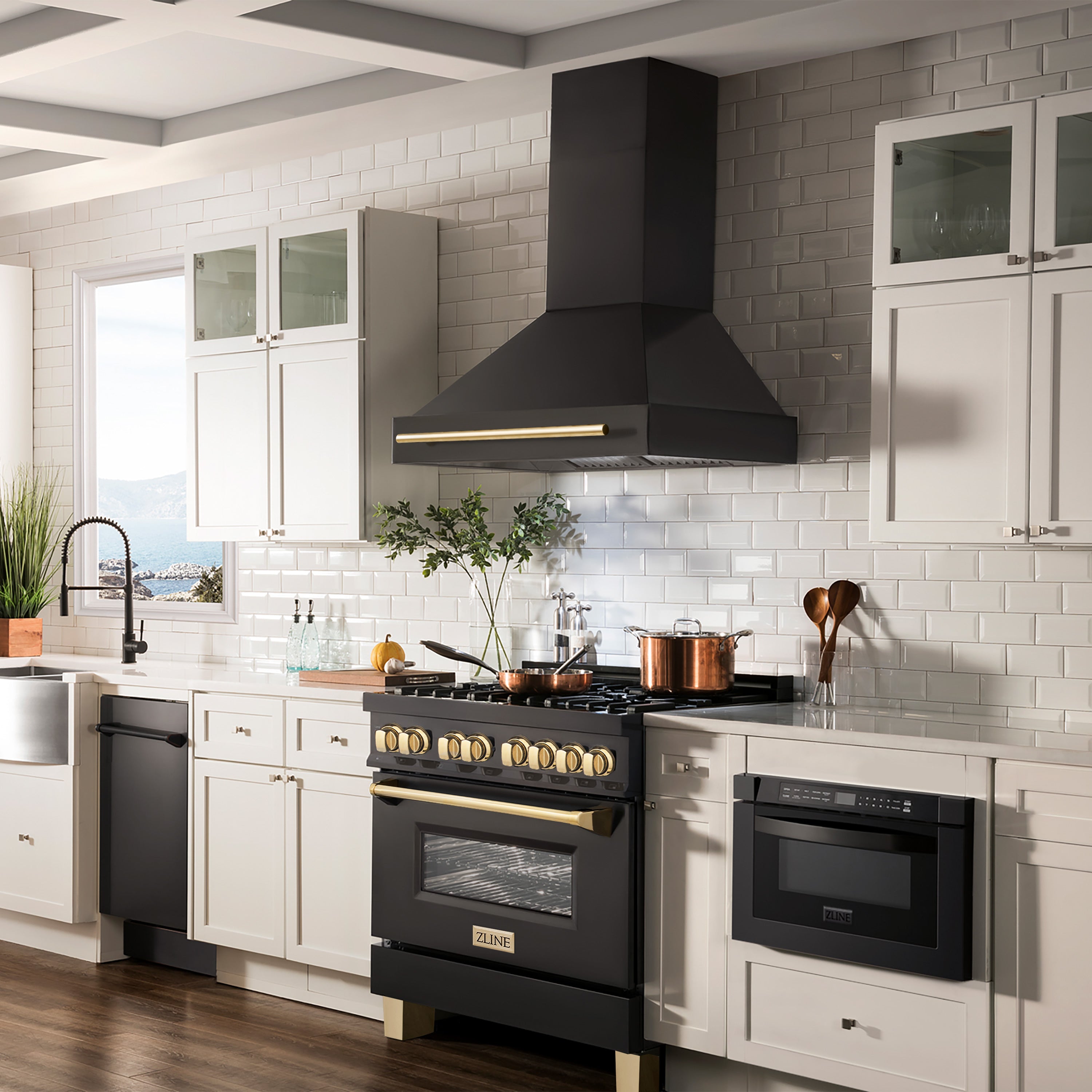 ZLINE 36" Black Stainless Steel Range Hood with Polished Gold Handle (BS655Z-36-G)