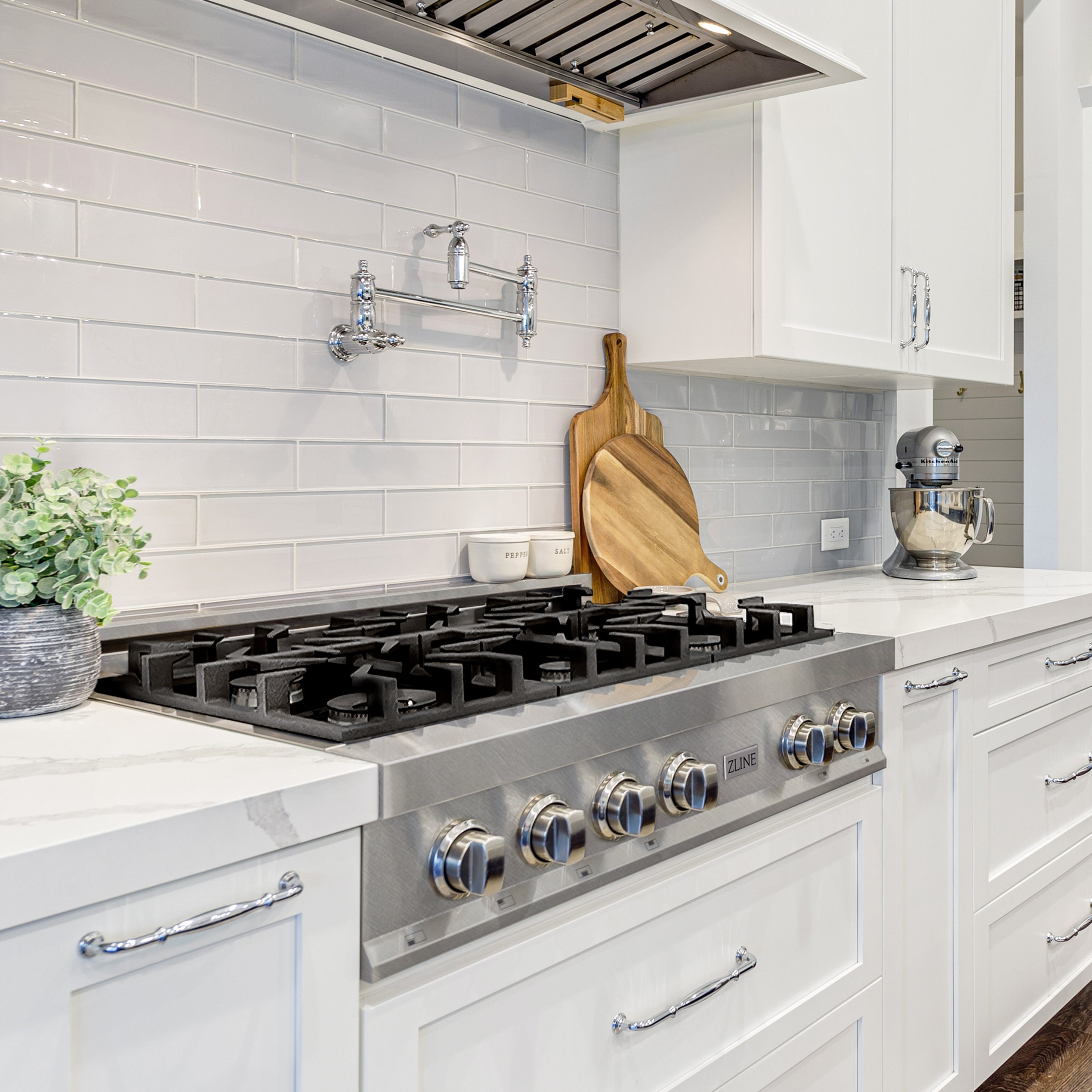 ZLINE 36 in. Legacy Gas Rangetop with 6 Burners and Porcelain Cooktop in Satin Stainless Steel (RTS-36)