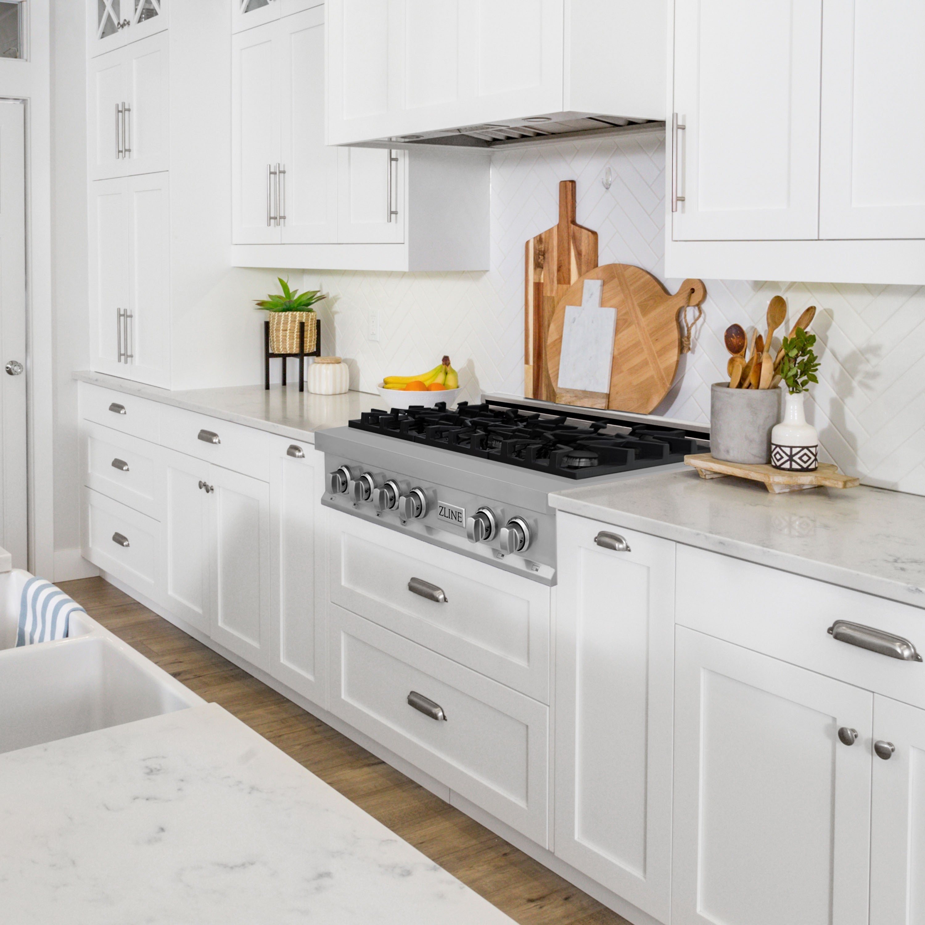 ZLINE 36 in. Legacy Gas Rangetop with 6 Burners and Porcelain Cooktop in Stainless Steel (RT36)