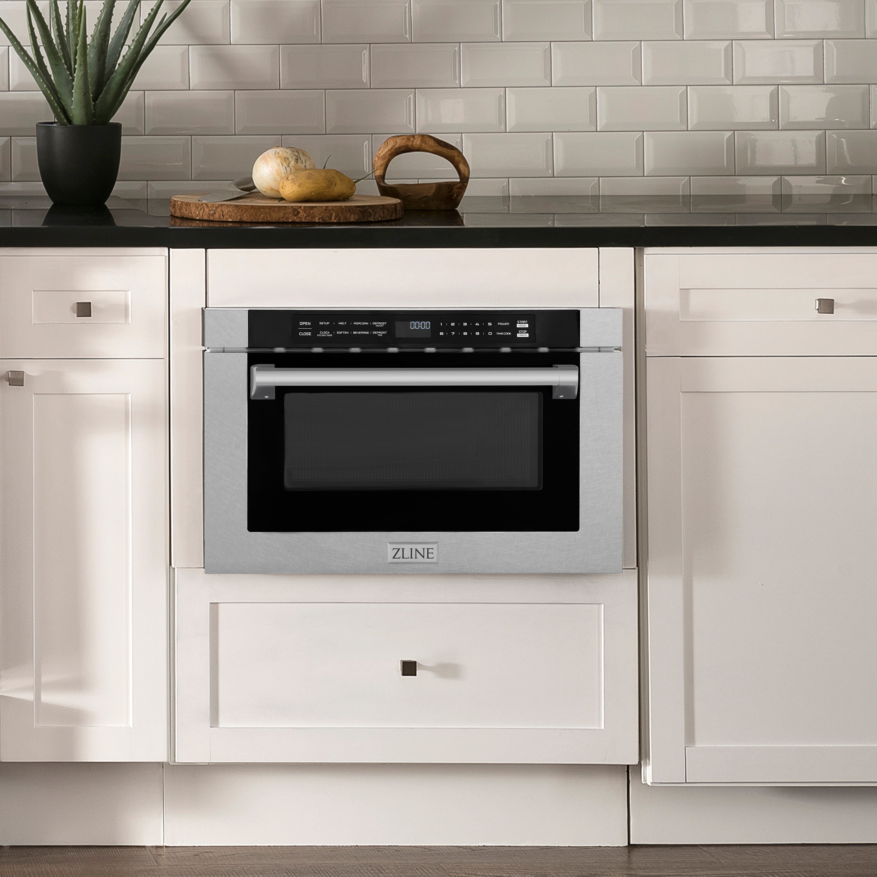 ZLINE 24" 1.2 cu. ft. Built-in Microwave Drawer with a Traditional Handle in Fingerprint Resistant Stainless Steel