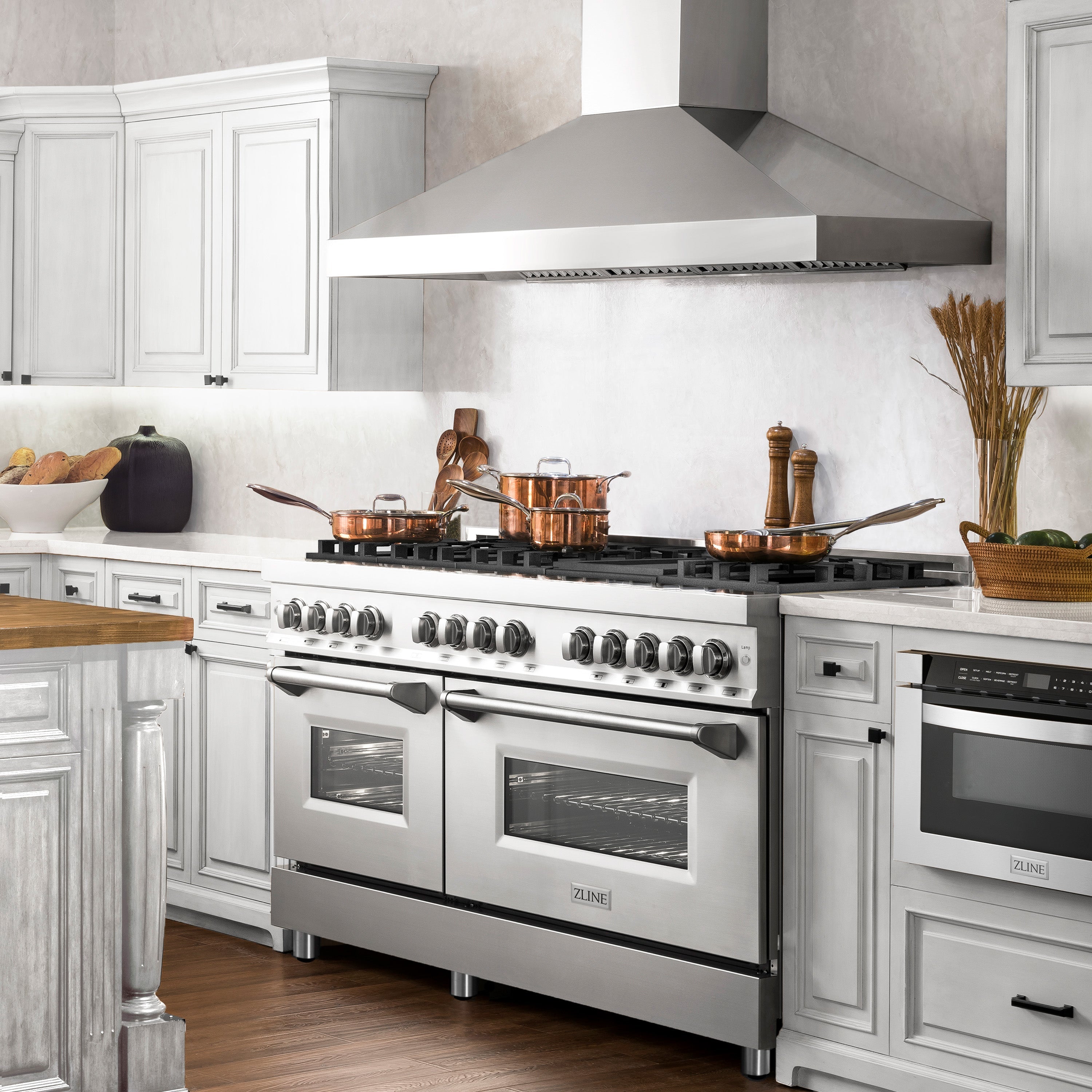 ZLINE 60" Professional Convertible Vent Wall Mount Range Hood in Stainless Steel (597-60)