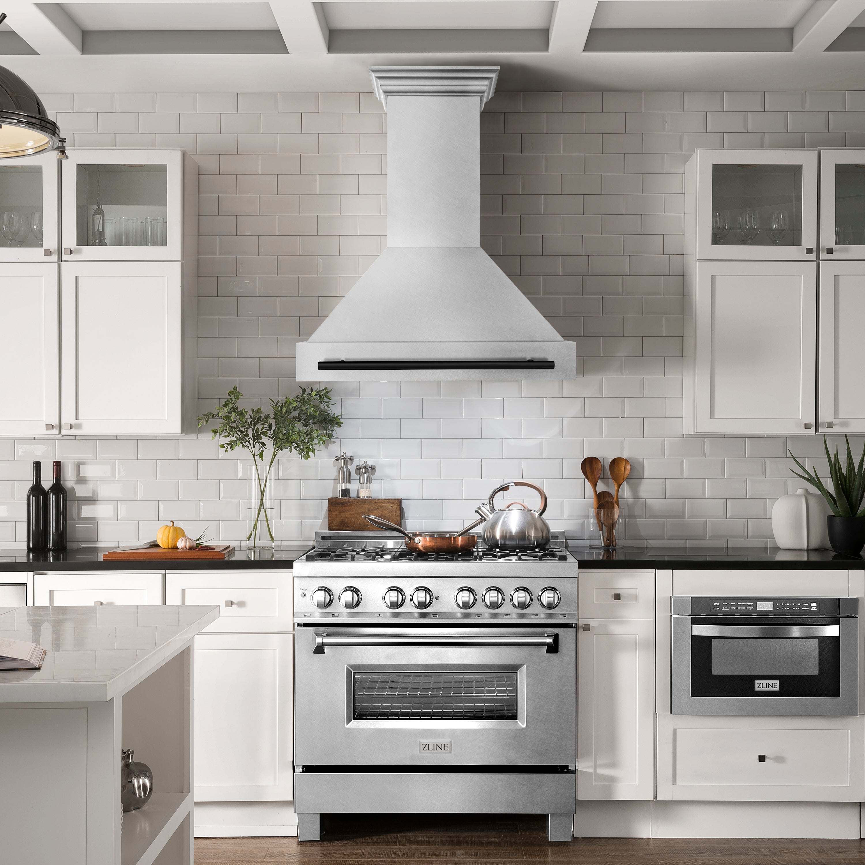 ZLINE Autograph Edition 36" Fingerprint Resistant Stainless Steel Range Hood with Matte Black Handle (8654SNZ-36-MB)
