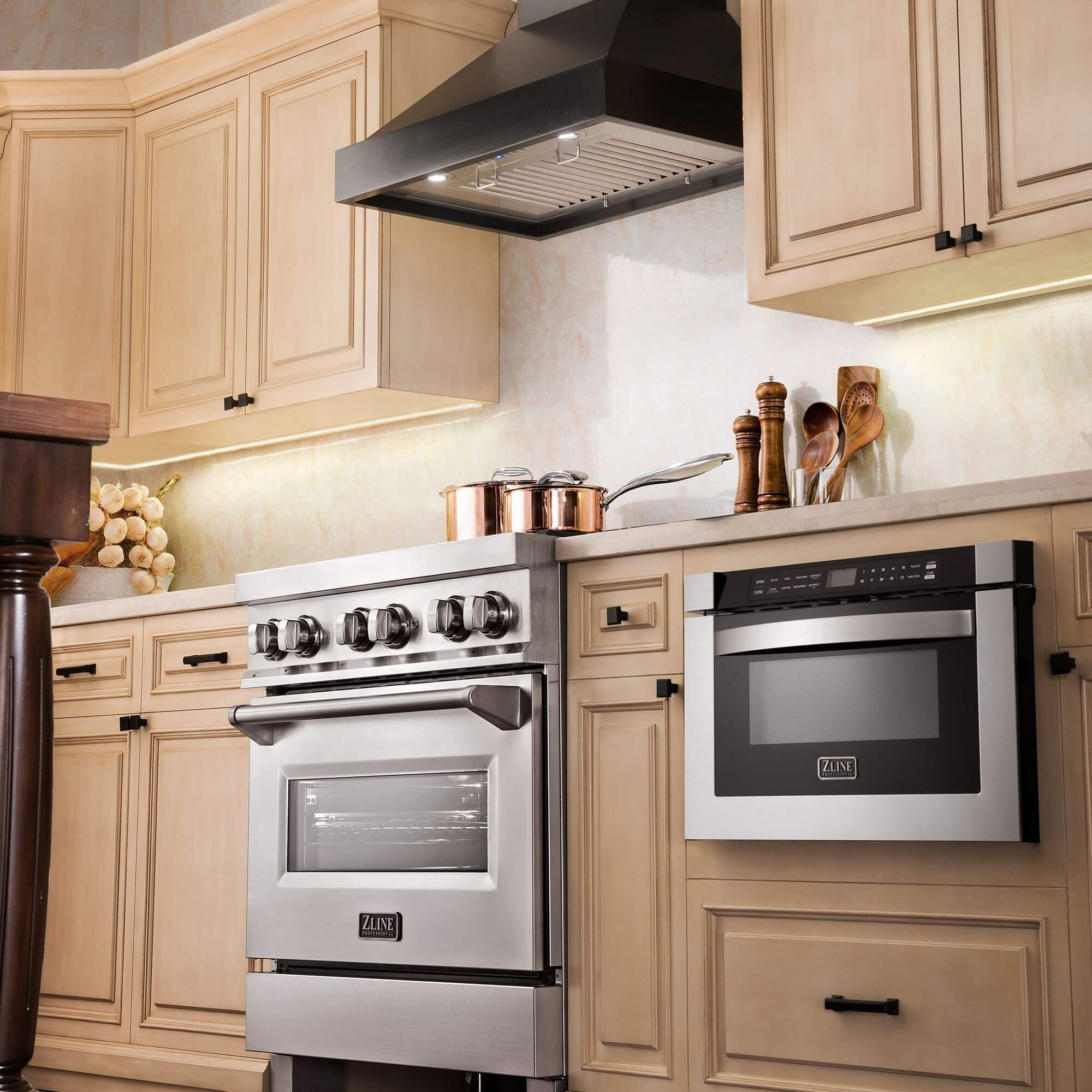 Z-line Range Hoods model KB4STZ-WM30-MB